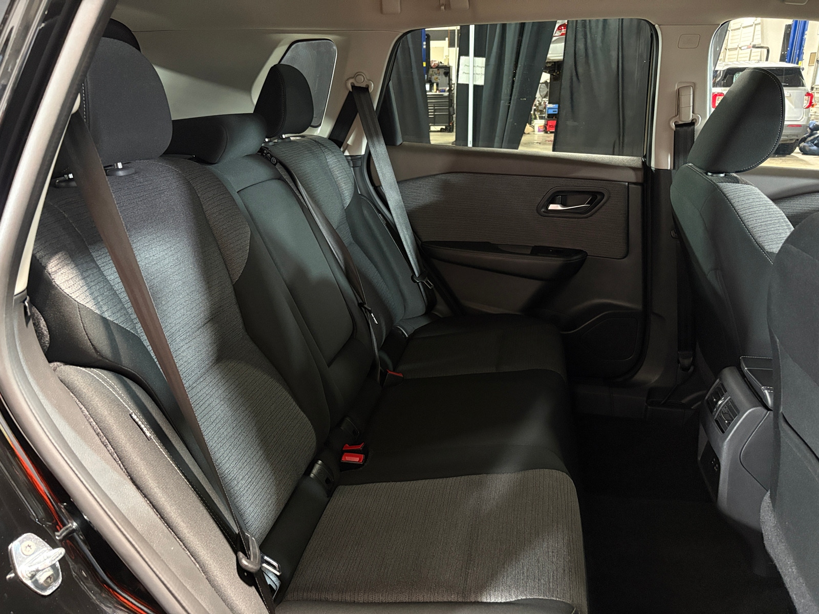 Thumbnail: 2023 Nissan Rogue - 6