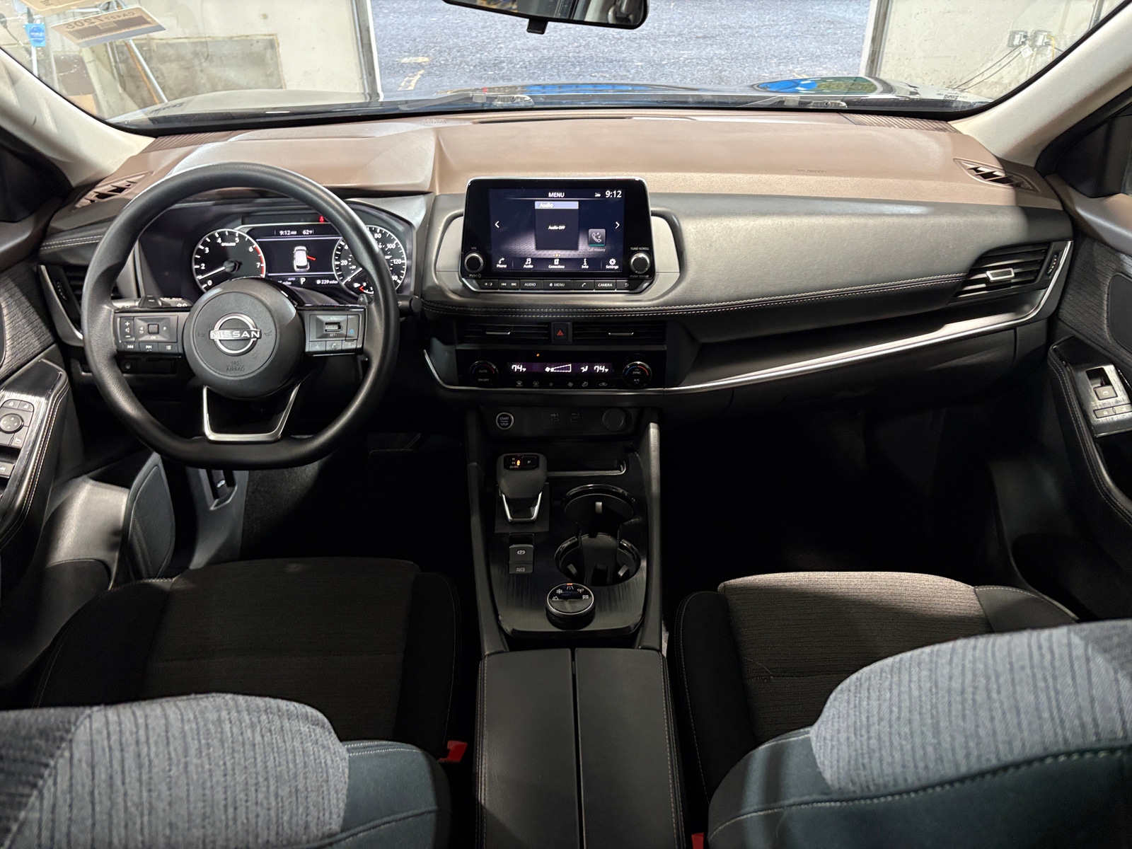 Thumbnail: 2023 Nissan Rogue - 3