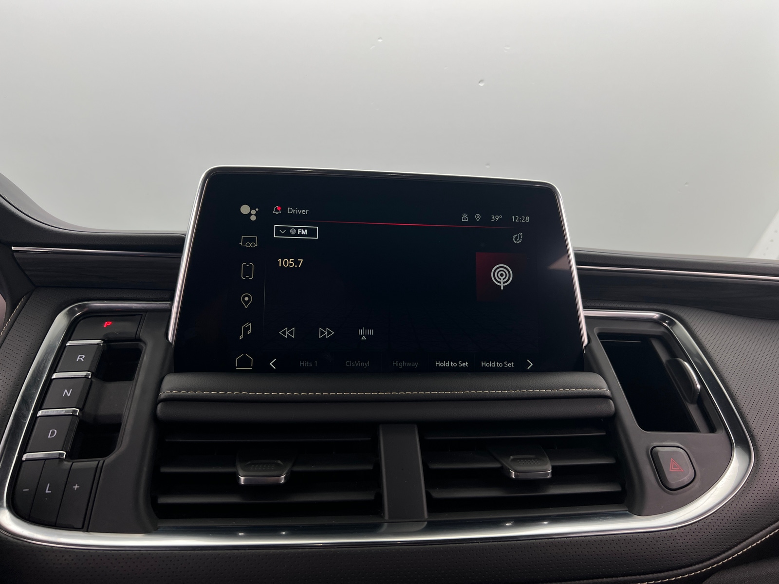 Thumbnail: 2022 GMC Yukon - 3