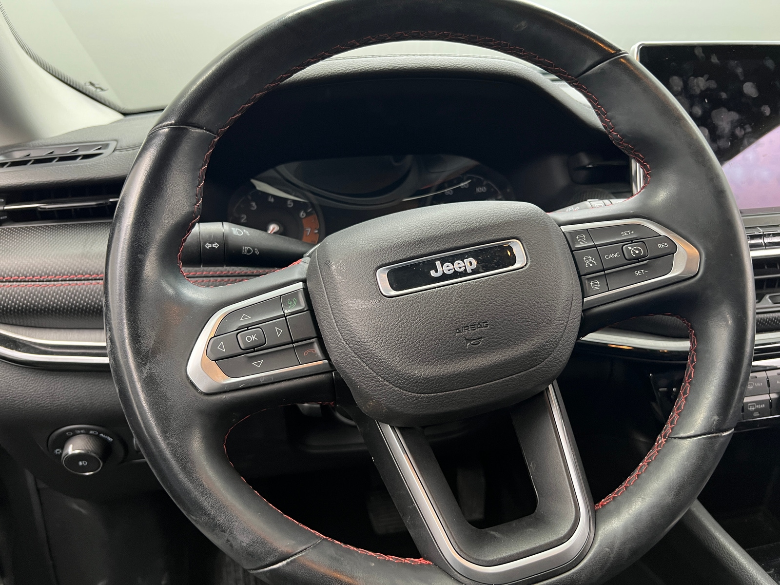 Thumbnail: 2022 Jeep Compass - 4