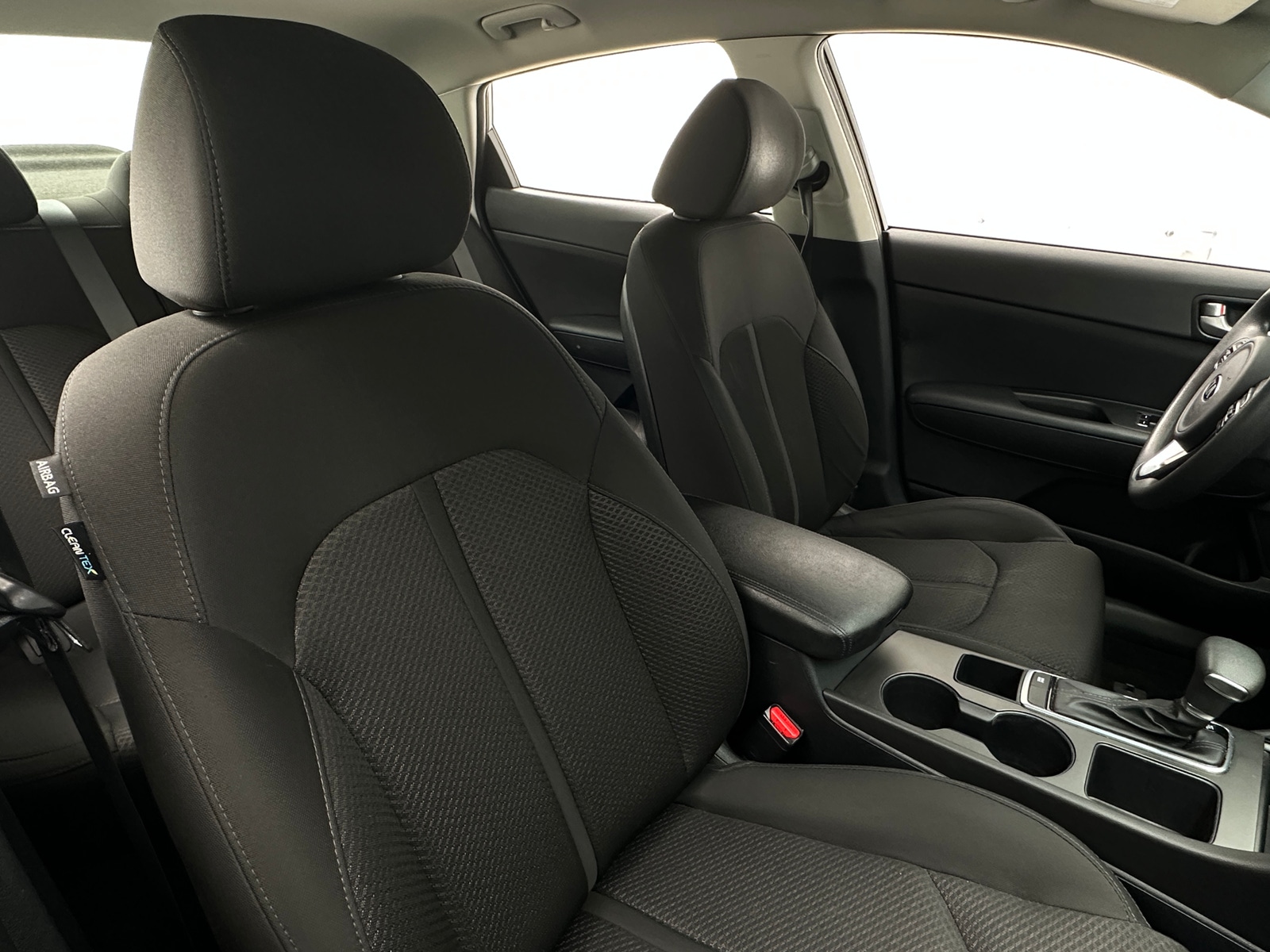 Thumbnail: 2016 Kia Optima - 2