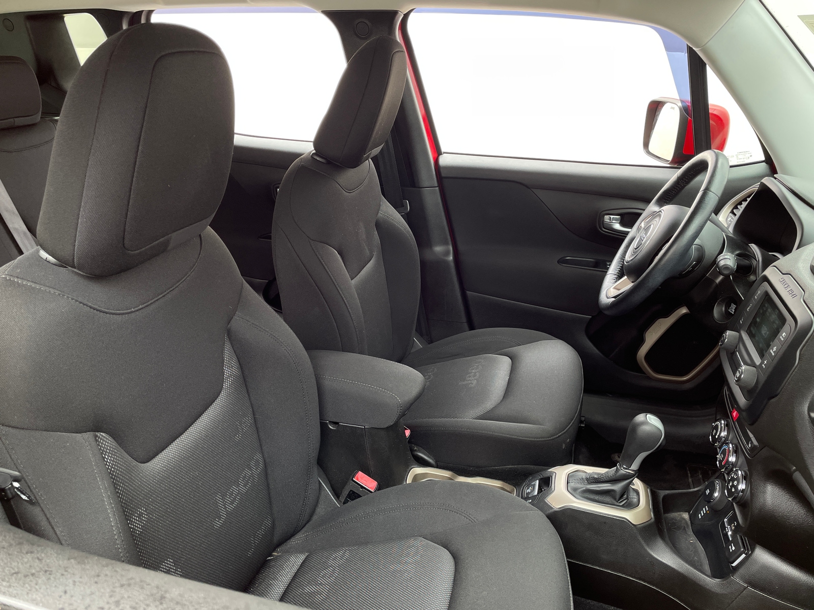 Thumbnail: 2017 Jeep Renegade - 2