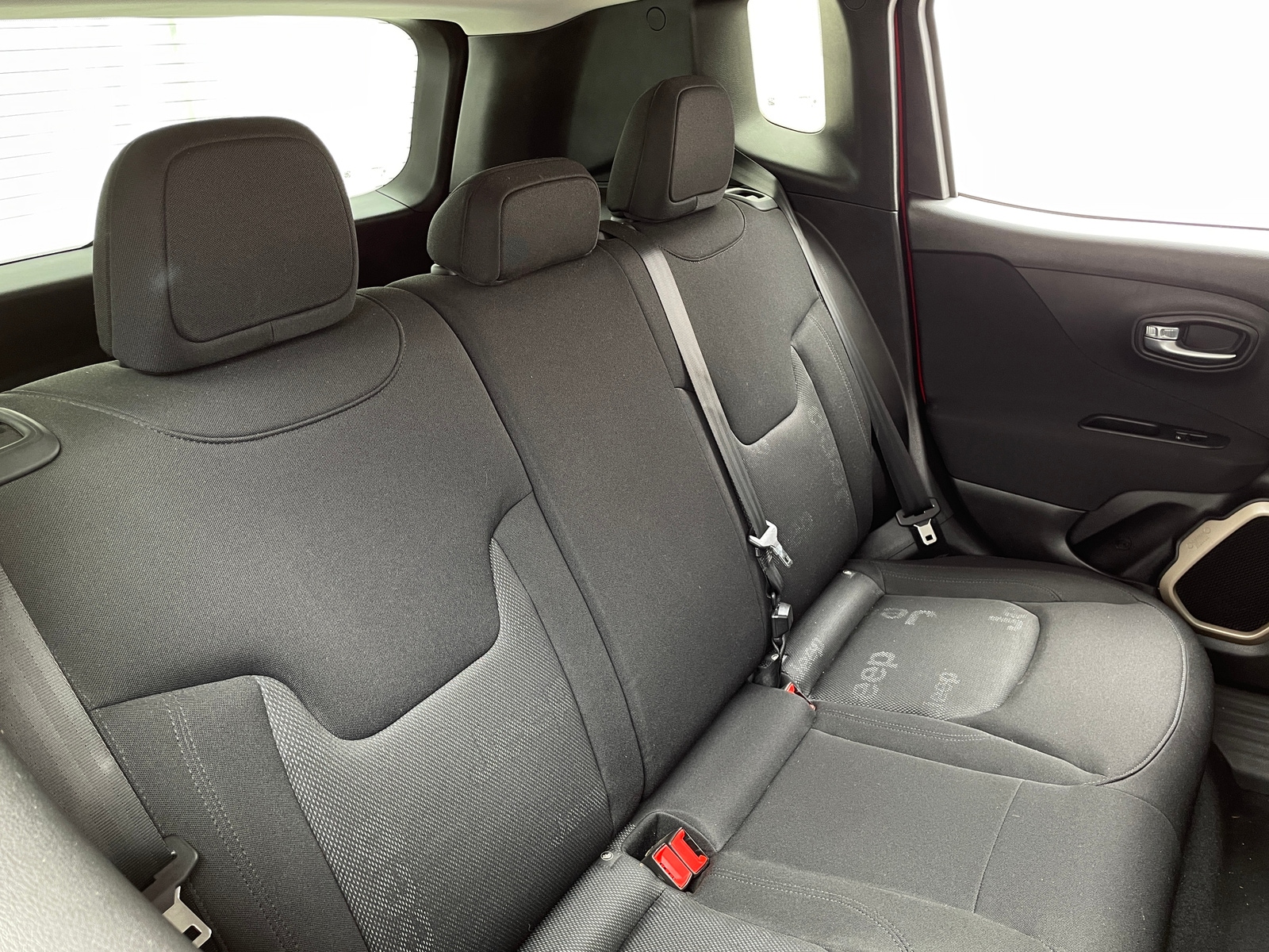 Thumbnail: 2017 Jeep Renegade - 6