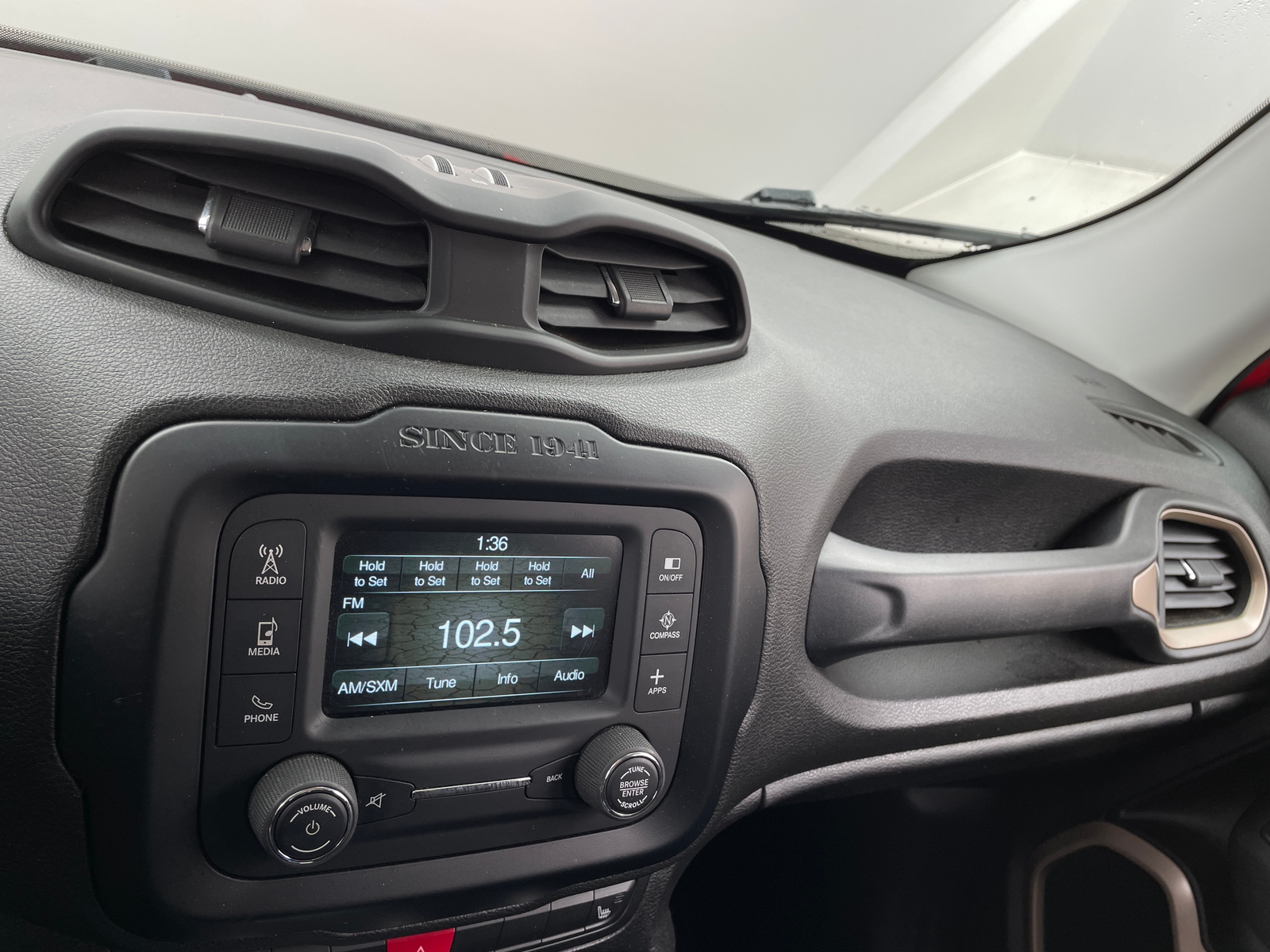 Thumbnail: 2017 Jeep Renegade - 4