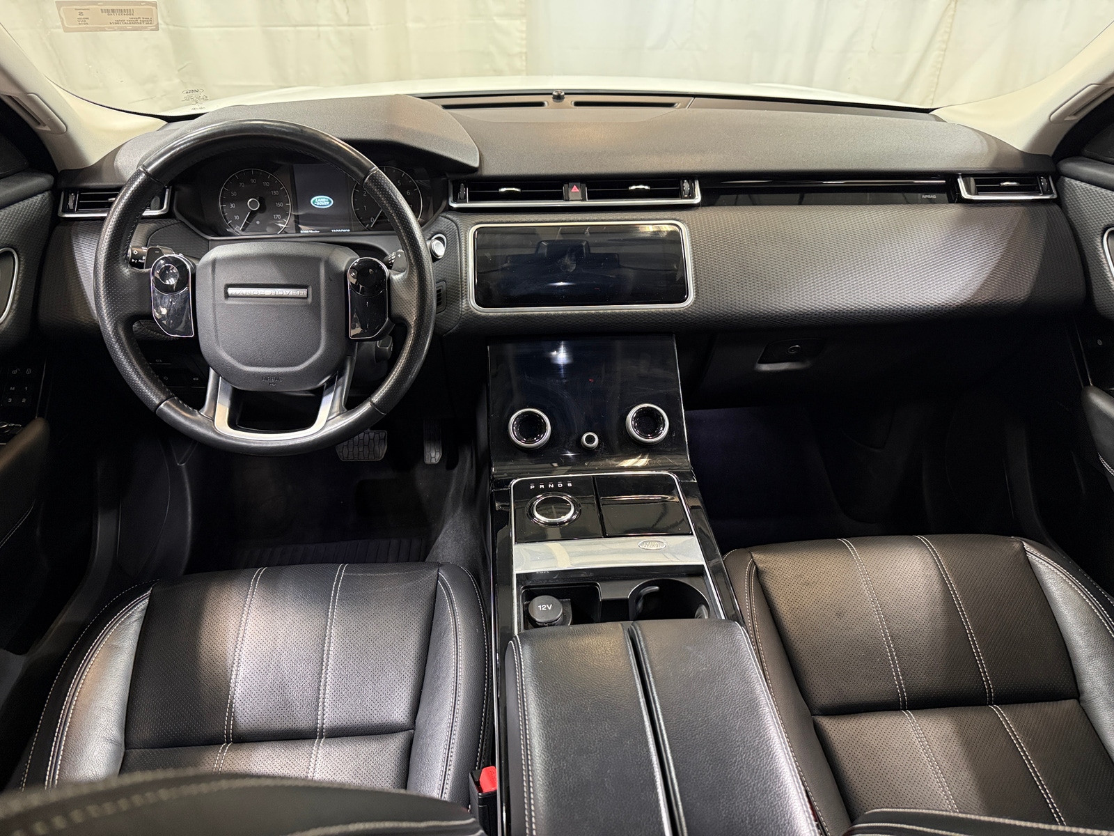 Thumbnail: 2018 Land Rover Range Rover Velar - 2