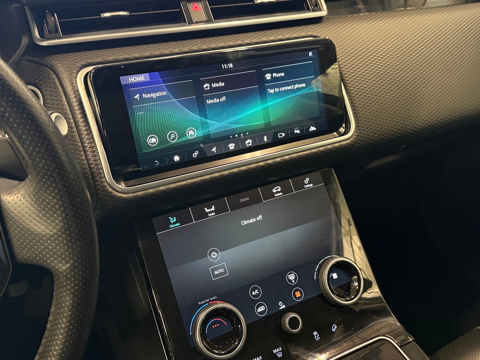 Thumbnail: 2018 Land Rover Range Rover Velar - 3