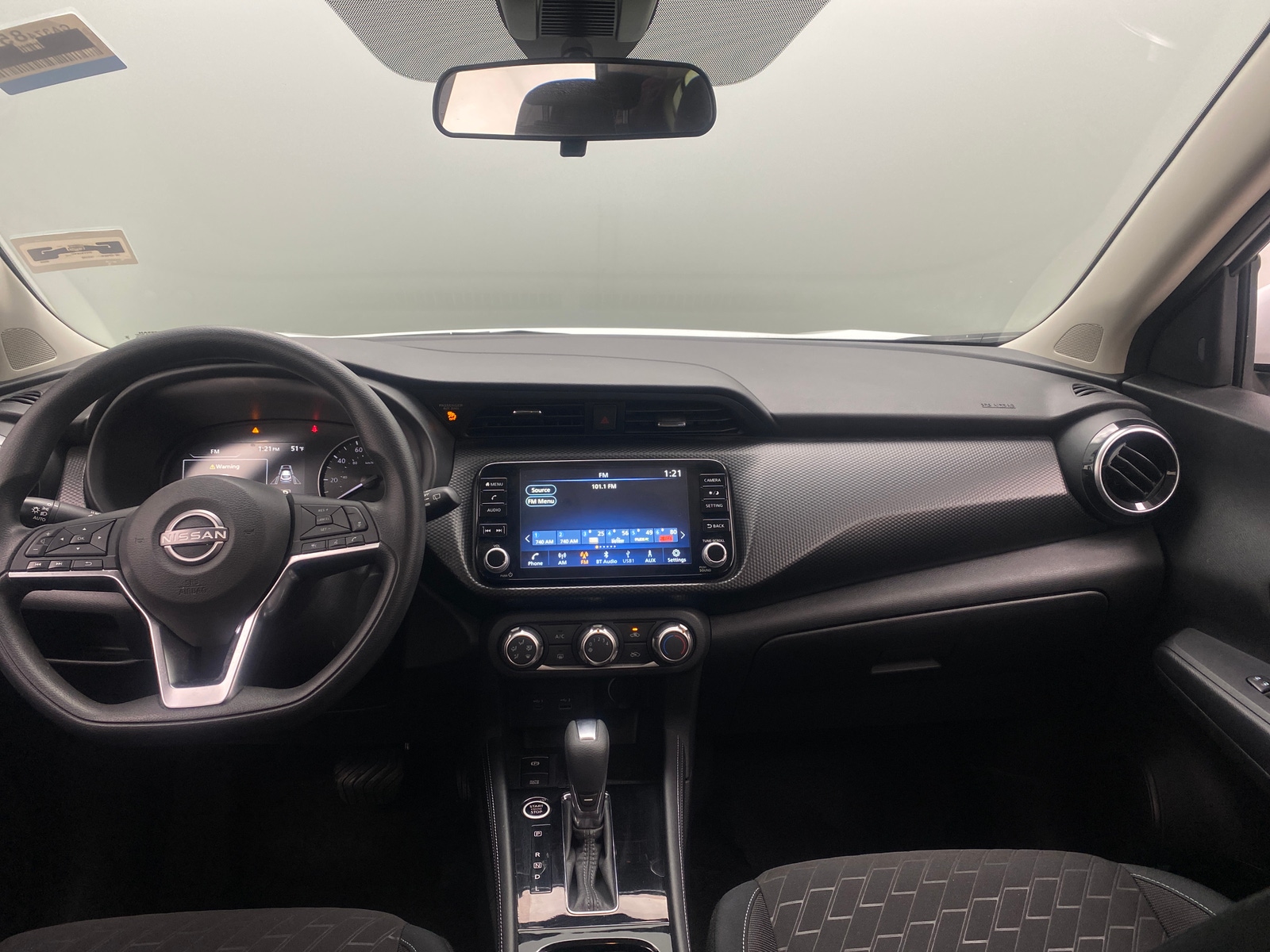 Thumbnail: 2024 Nissan Kicks - 3