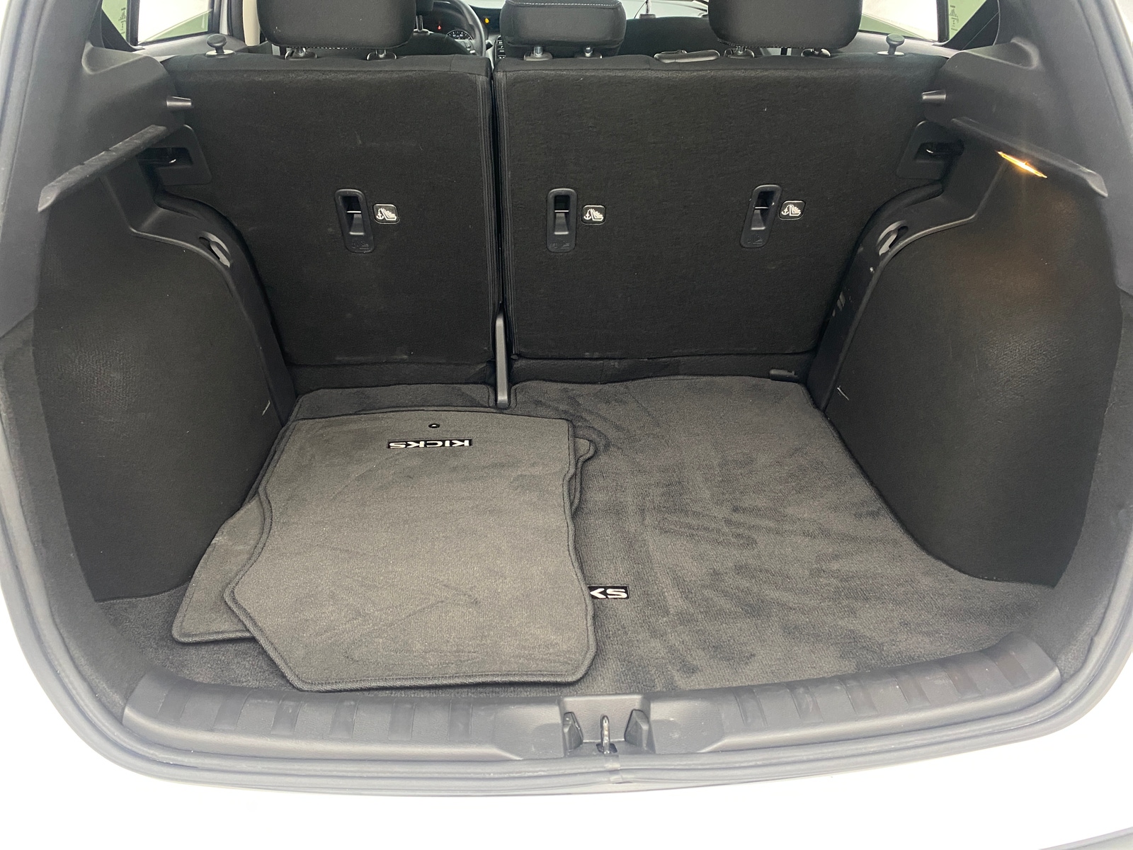 Thumbnail: 2024 Nissan Kicks - 7