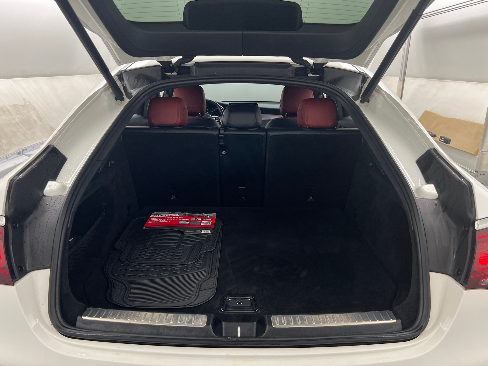 Thumbnail: 2021 Mercedes-Benz GLC - 6