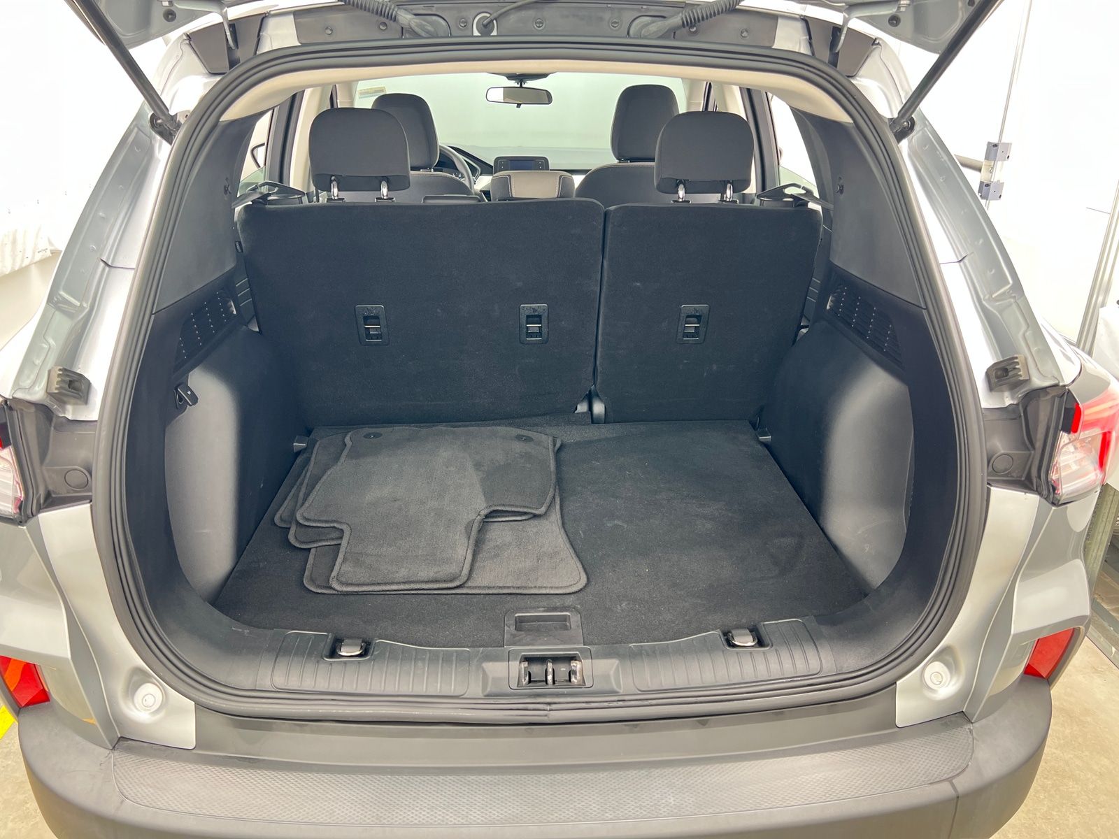 Thumbnail: 2022 Ford Escape - 7