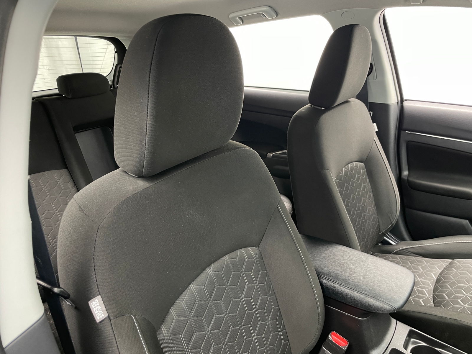 Thumbnail: 2021 Mitsubishi Outlander Sport - 2