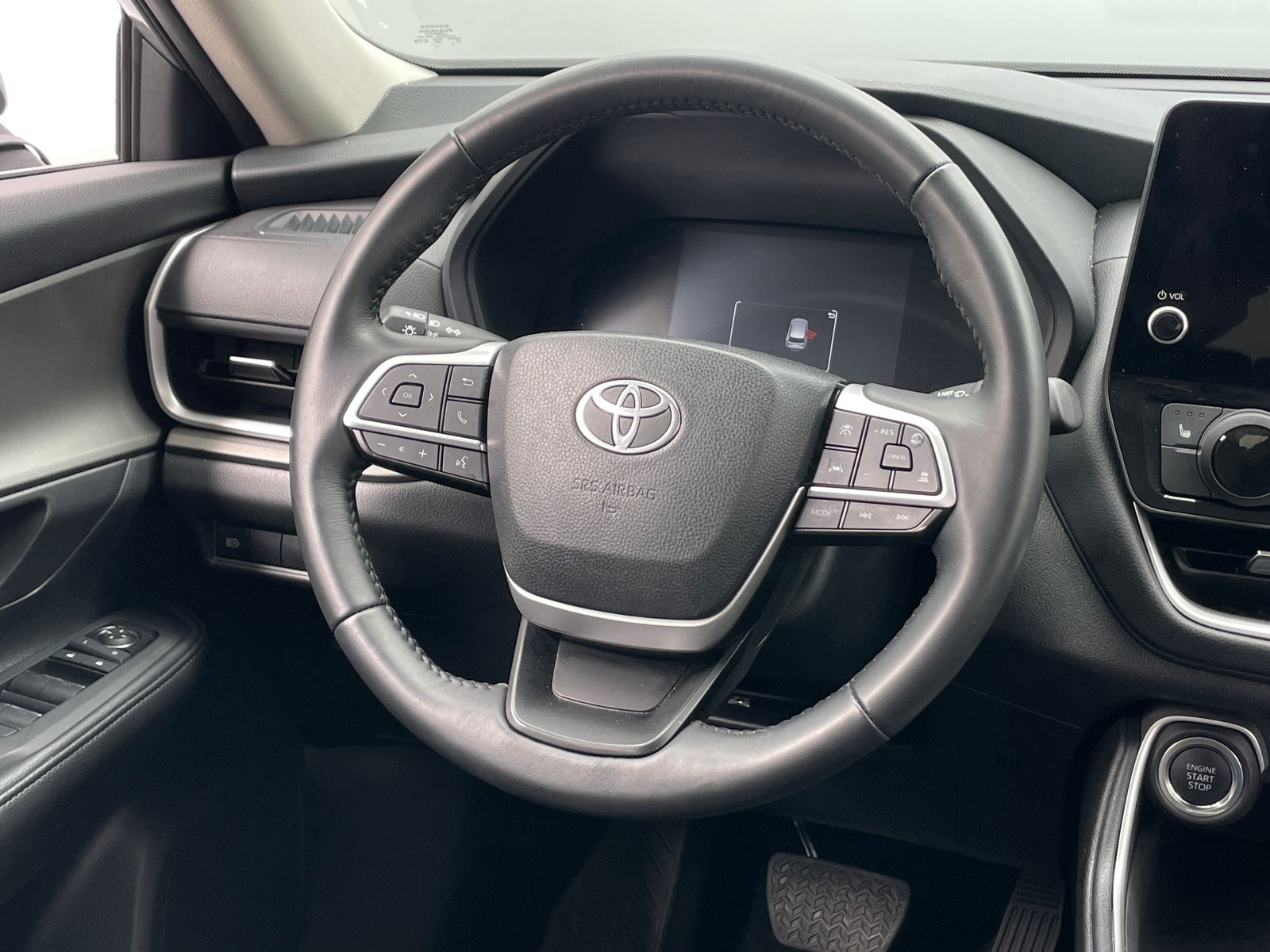 Thumbnail: 2025 Toyota Grand Highlander - 4