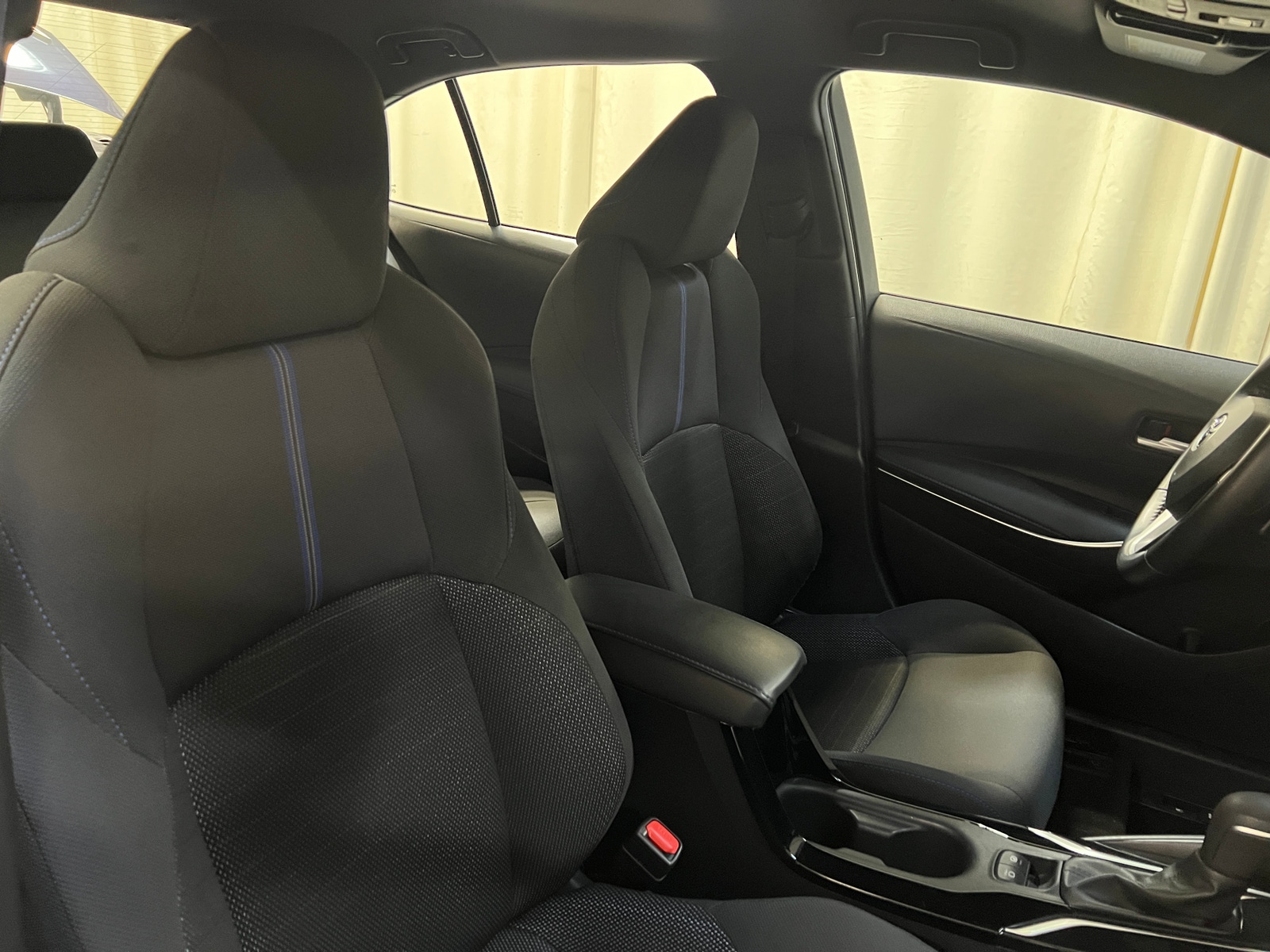 Thumbnail: 2022 Toyota Corolla - 2