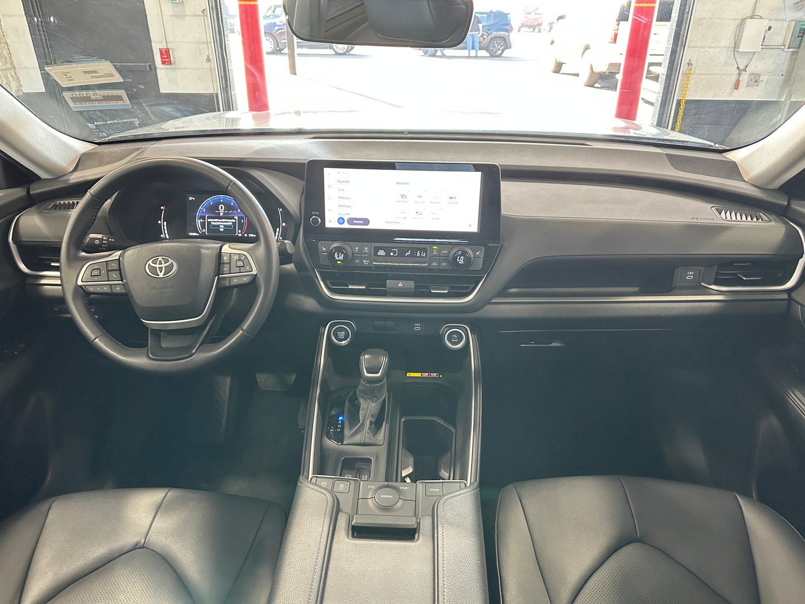 Thumbnail: 2025 Toyota Grand Highlander - 3