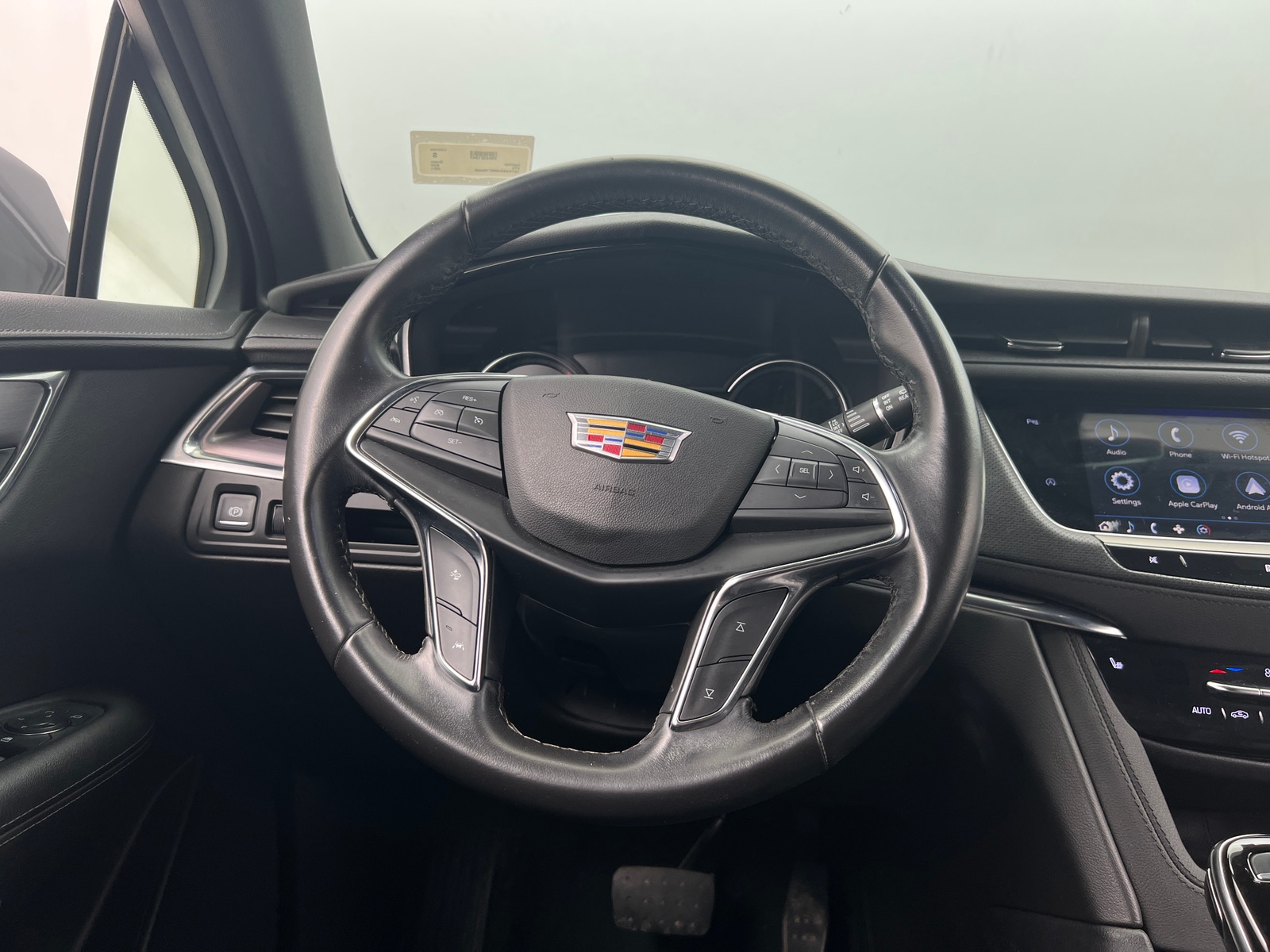 Thumbnail: 2021 Cadillac XT5 - 4