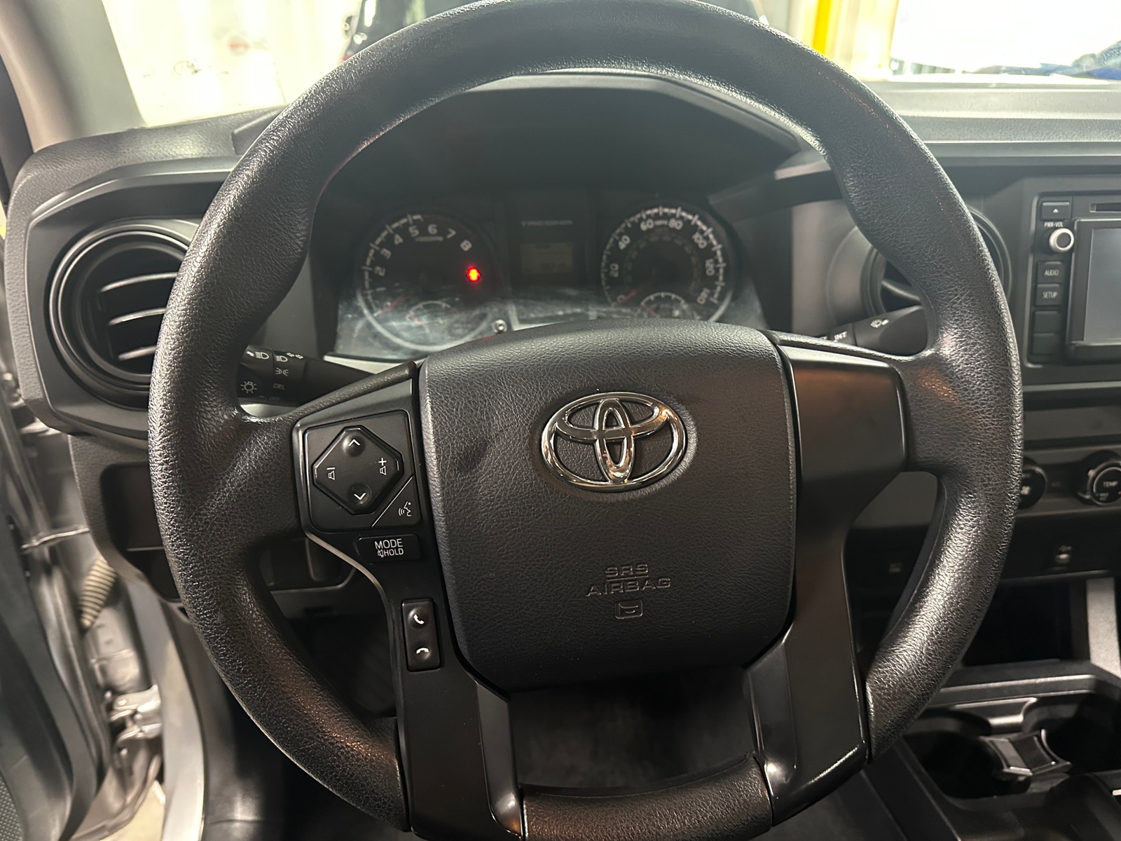 Thumbnail: 2017 Toyota Tacoma - 5