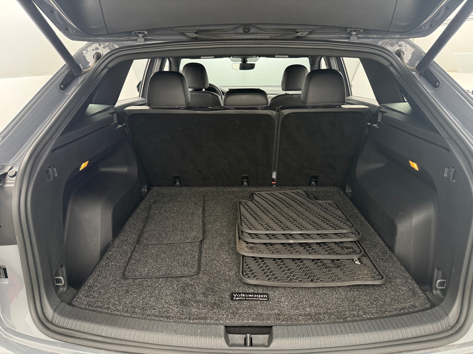 Thumbnail: 2021 Volkswagen Atlas - 6