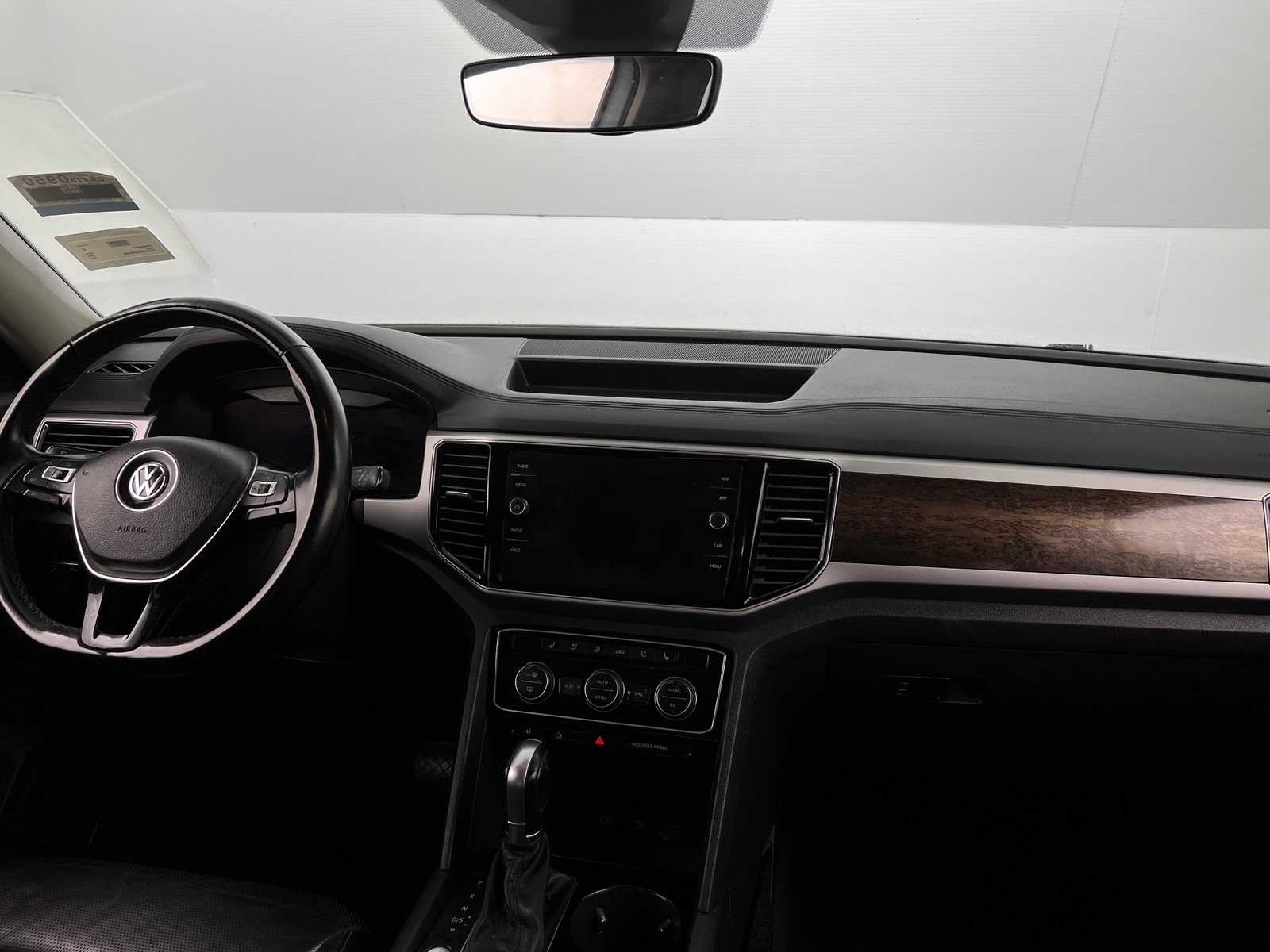 Thumbnail: 2018 Volkswagen Atlas - 2