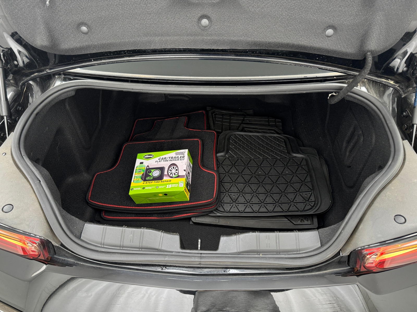 Thumbnail: 2021 Chevrolet Camaro - 4