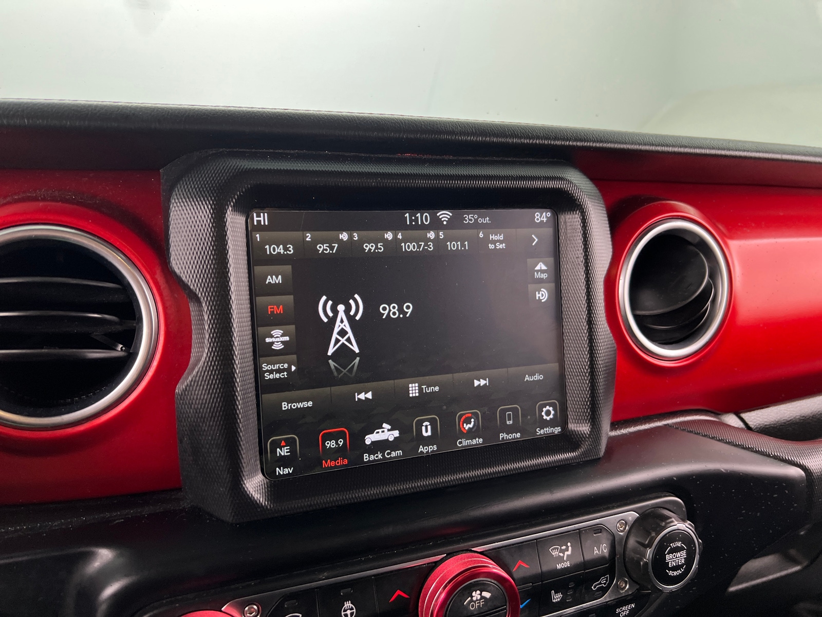 Thumbnail: 2020 Jeep Gladiator - 3