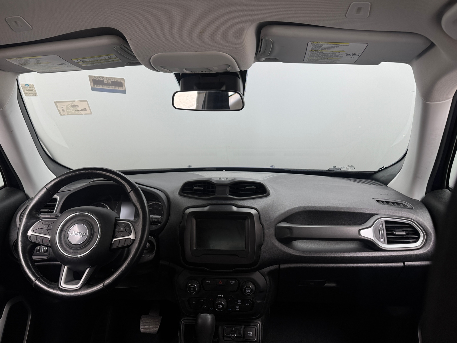 Thumbnail: 2019 Jeep Renegade - 3