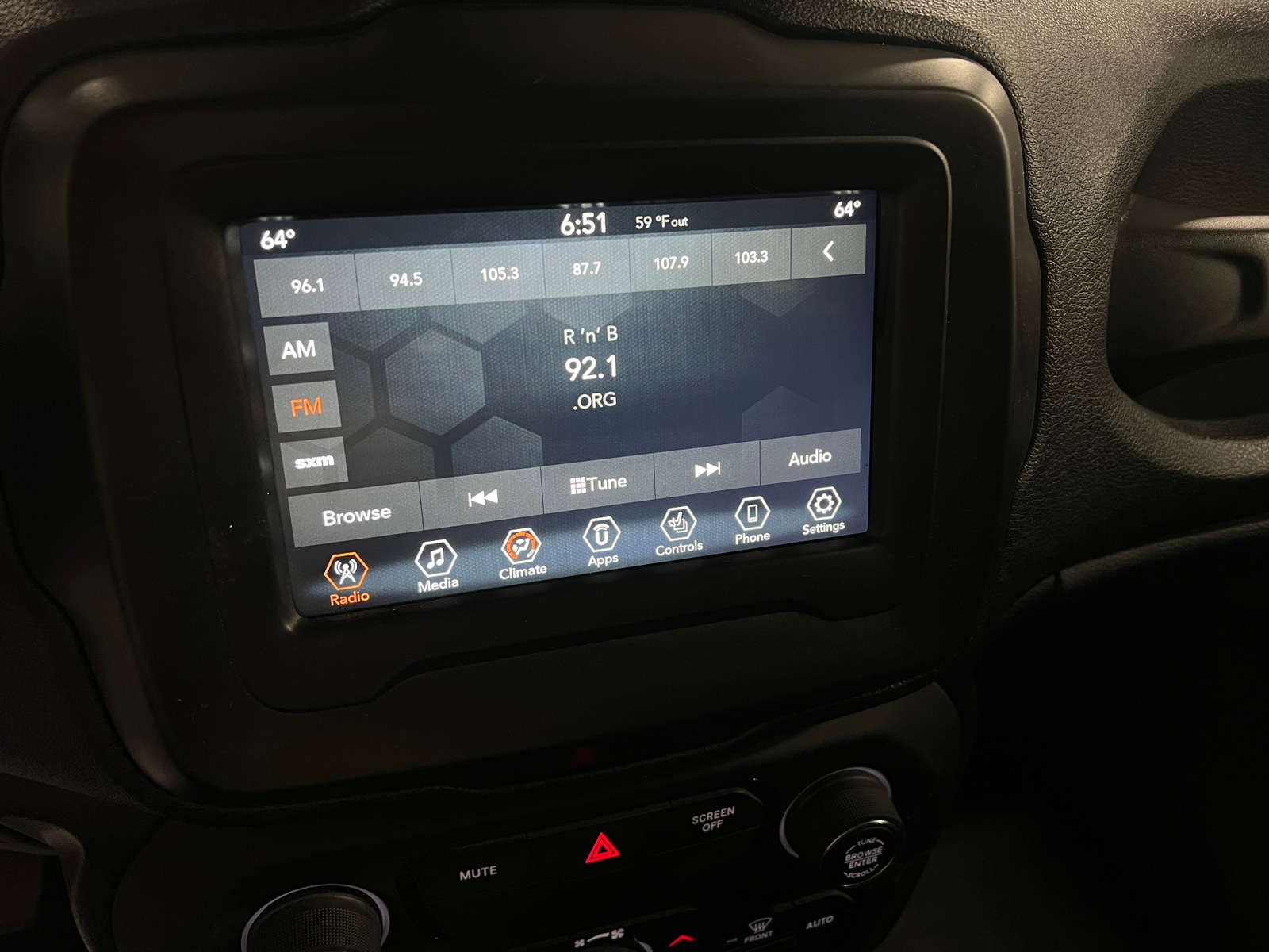 Thumbnail: 2019 Jeep Renegade - 4