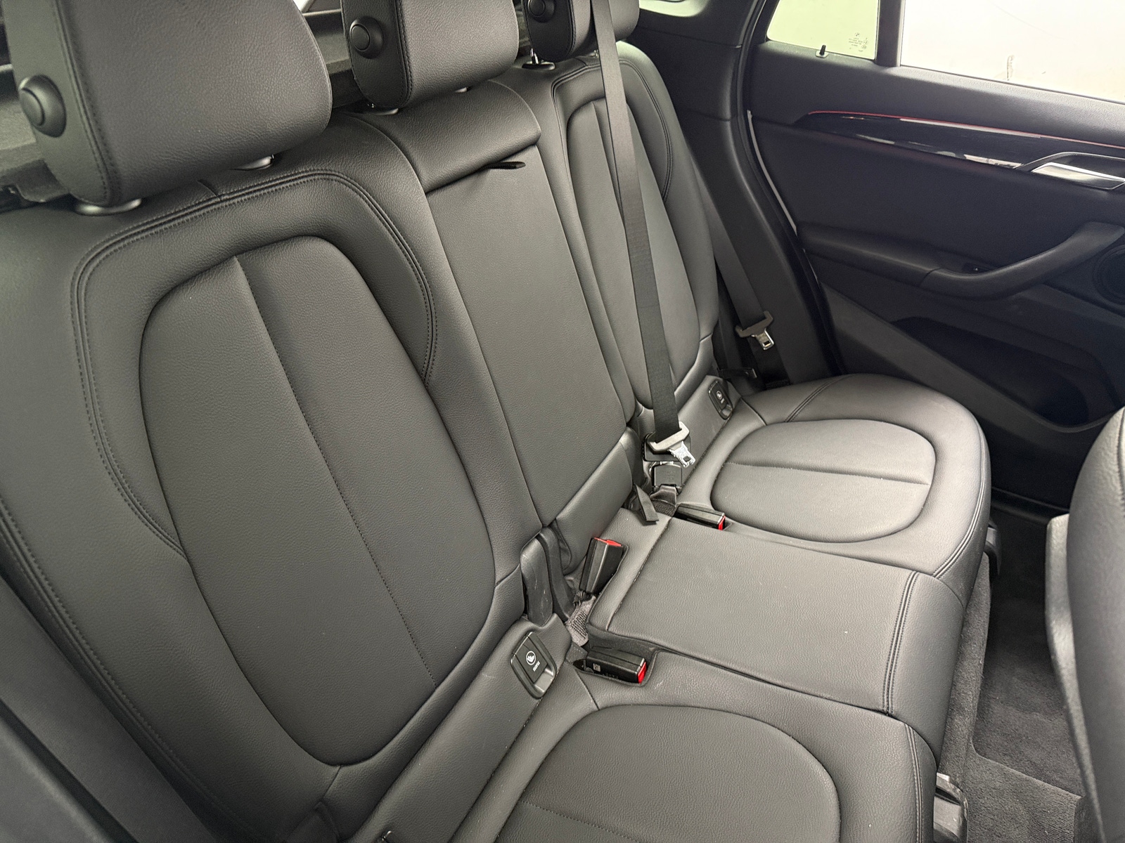 Thumbnail: 2019 BMW X1 - 5