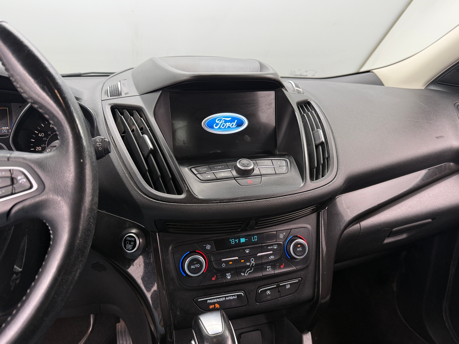 Thumbnail: 2019 Ford Escape - 4