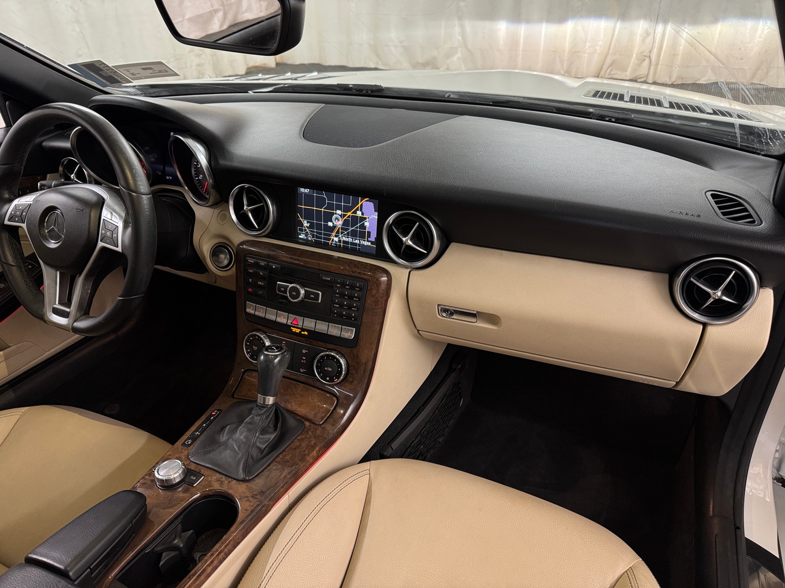 Thumbnail: 2014 Mercedes-Benz SLK - 2