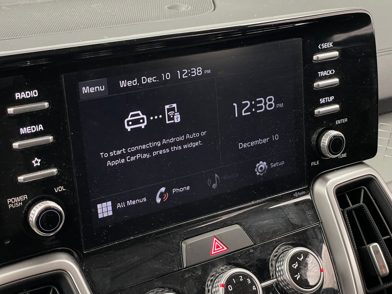 Thumbnail: 2021 Kia Sorento - 4