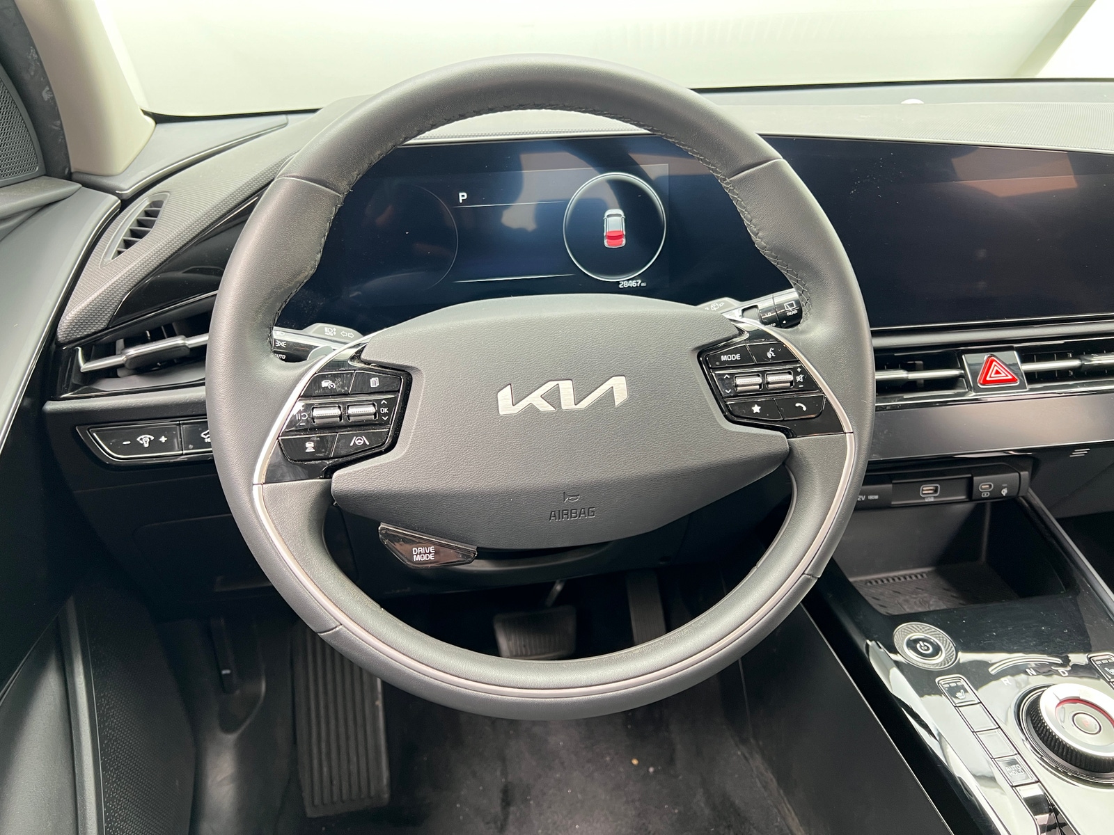 Thumbnail: 2023 Kia Niro - 5