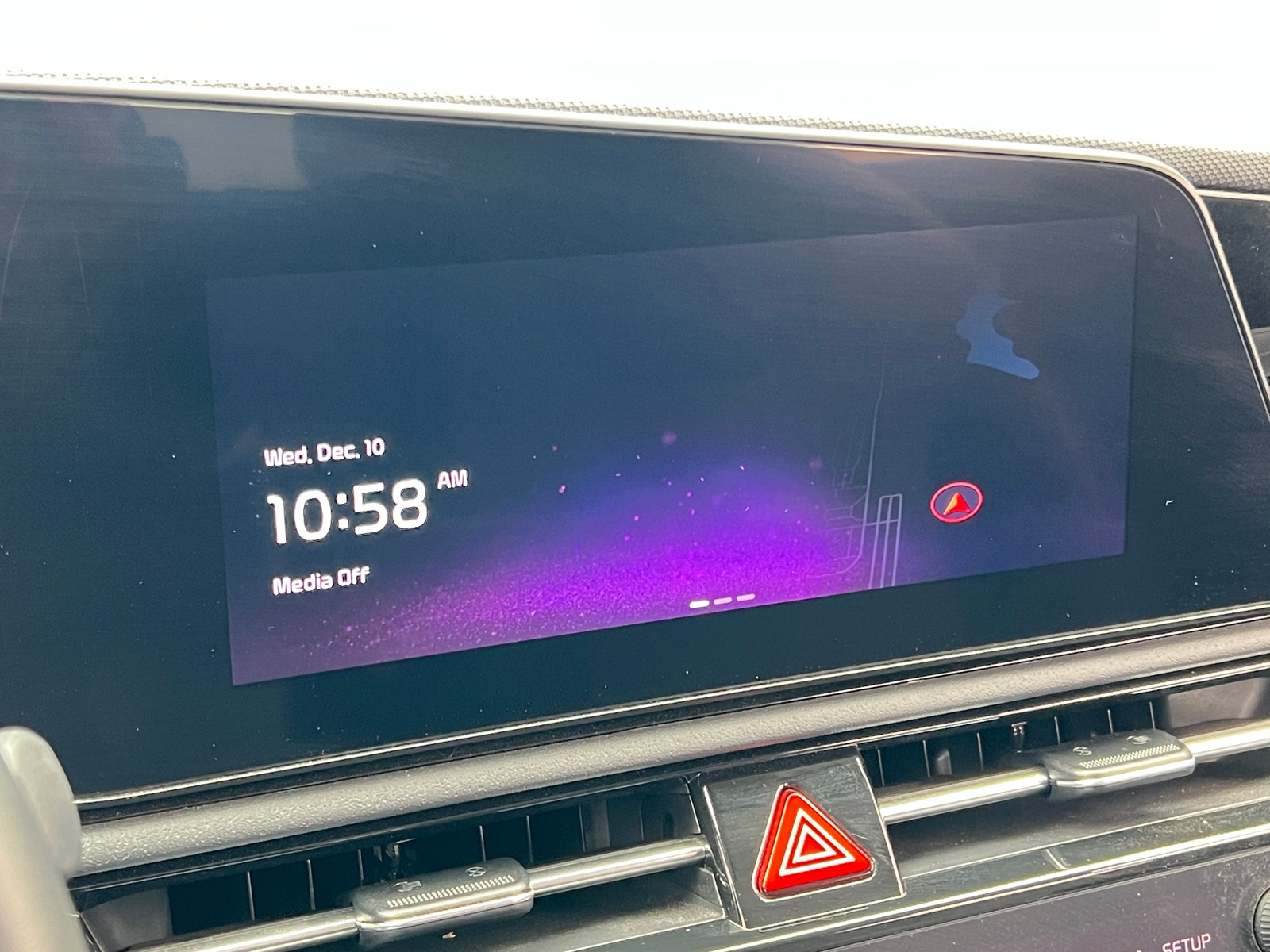 Thumbnail: 2023 Kia Niro - 4