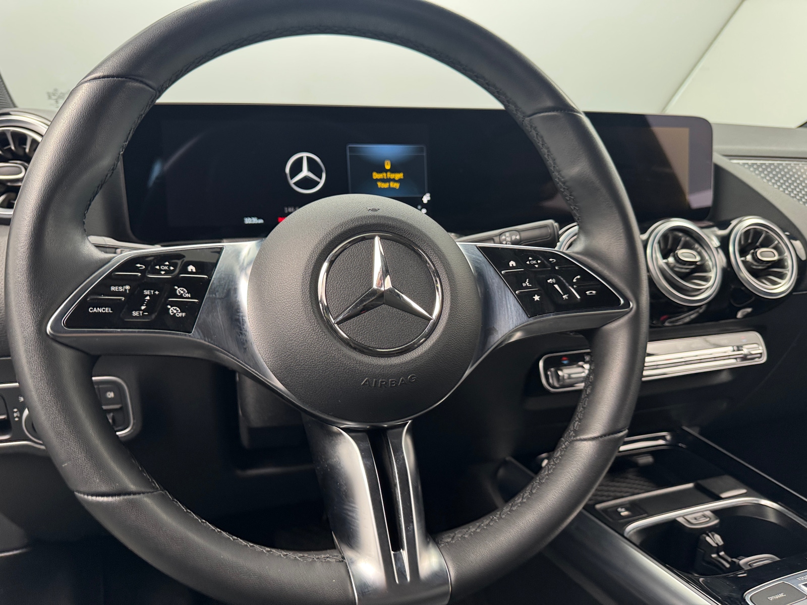 Thumbnail: 2025 Mercedes-Benz GLA - 4