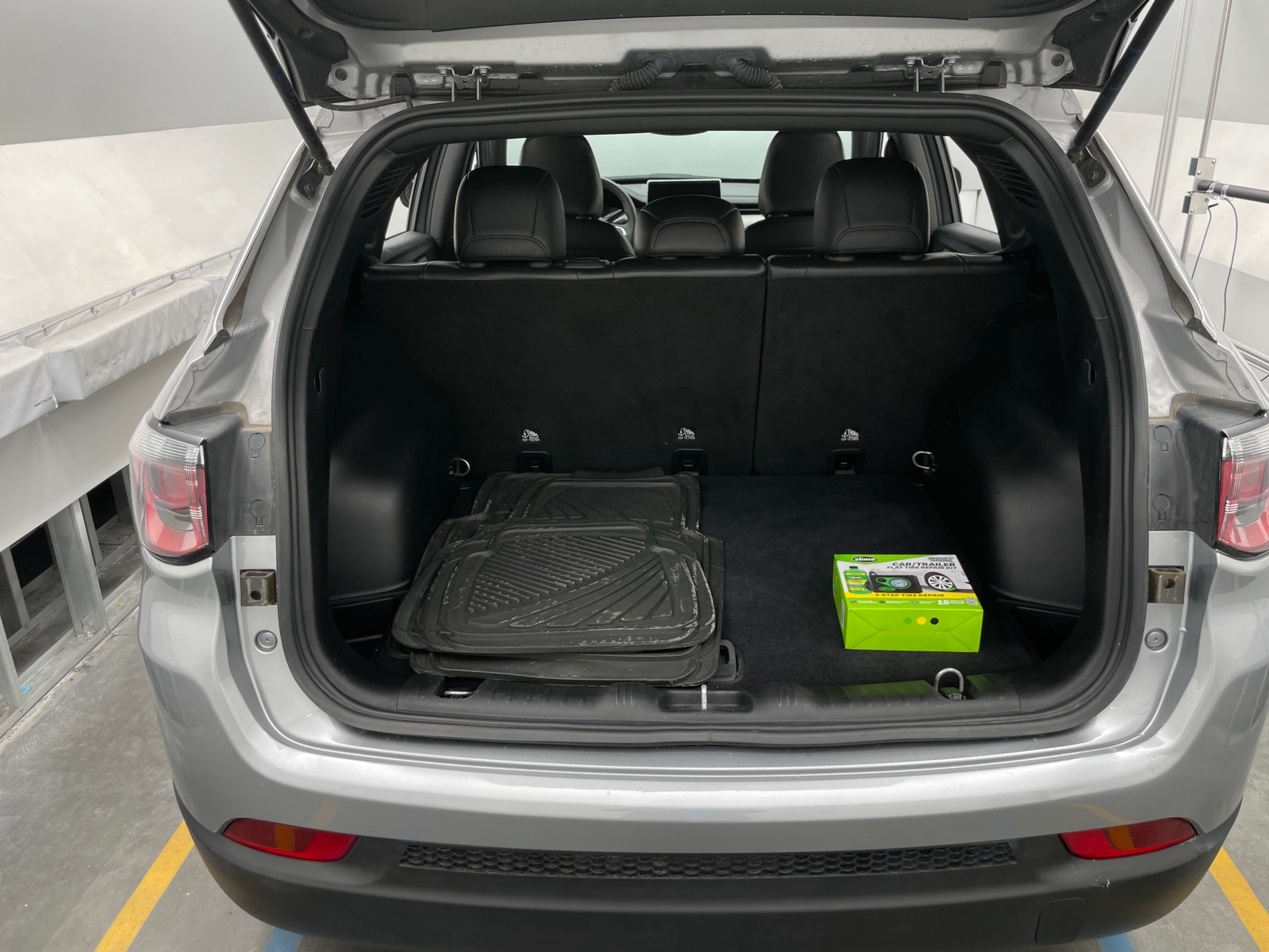 Thumbnail: 2023 Jeep Compass - 6