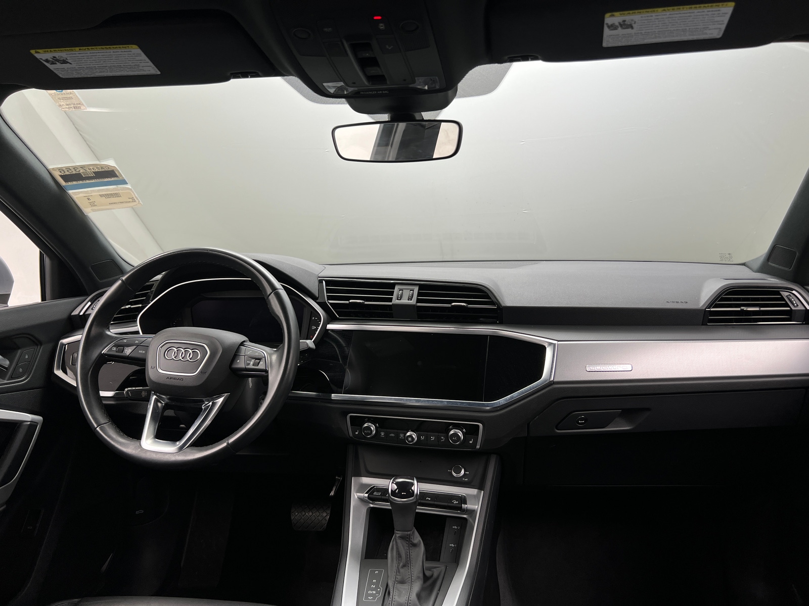 Thumbnail: 2023 Audi Q3 - 2