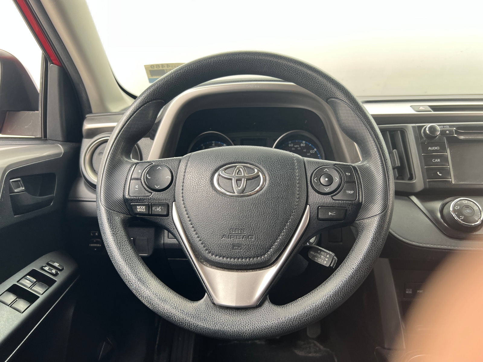 Thumbnail: 2017 Toyota RAV4 - 5