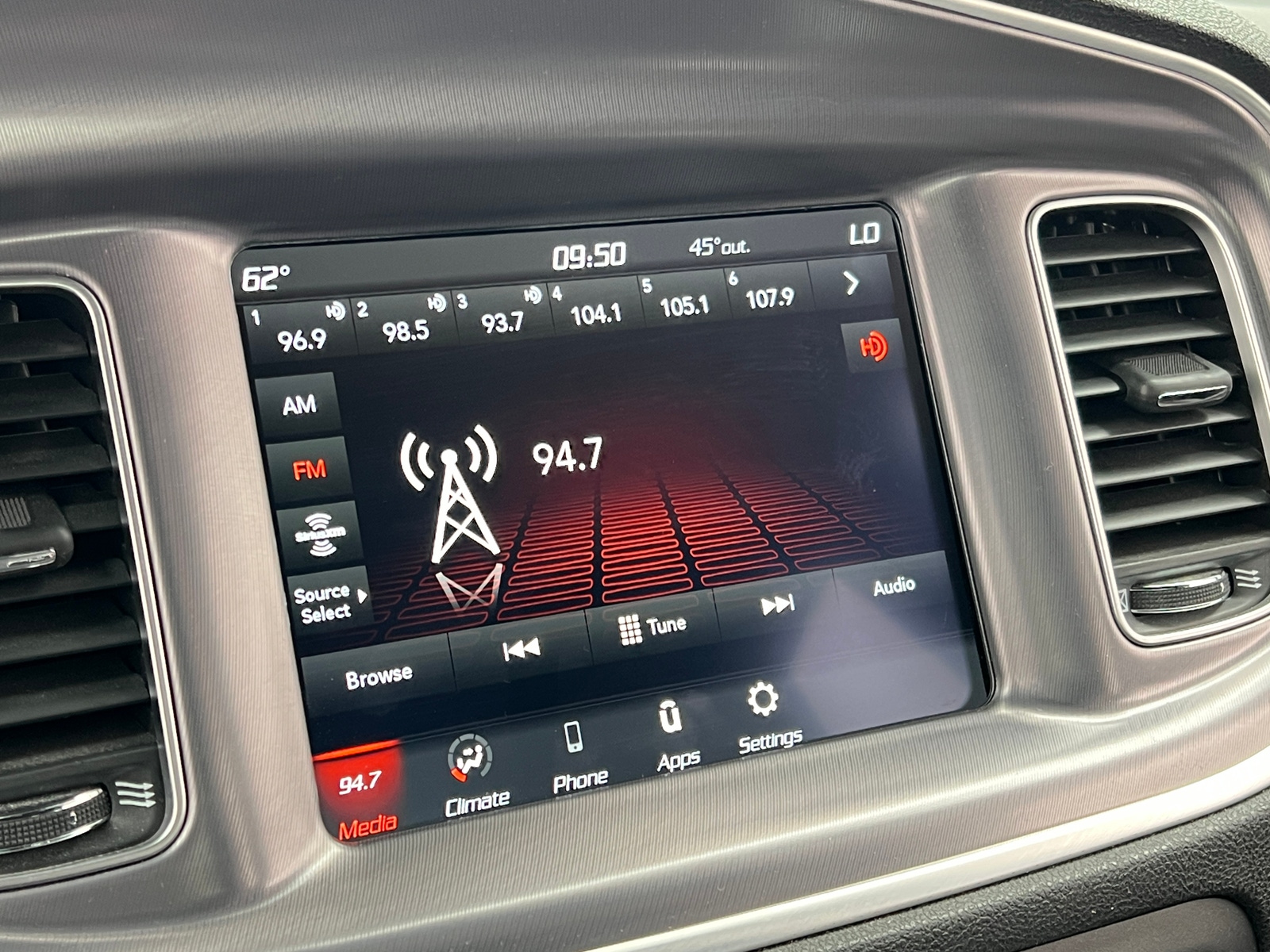 Thumbnail: 2020 Dodge Charger - 4