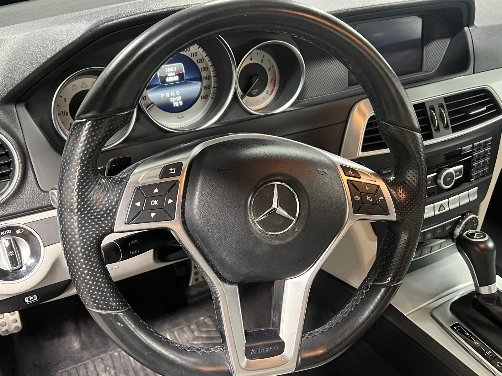 Thumbnail: 2015 Mercedes-Benz C-Class - 3