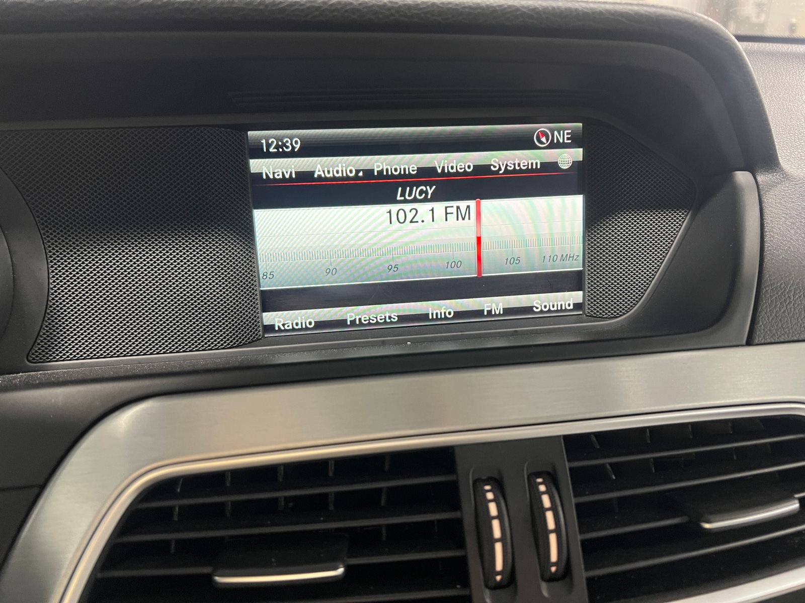 Thumbnail: 2015 Mercedes-Benz C-Class - 2