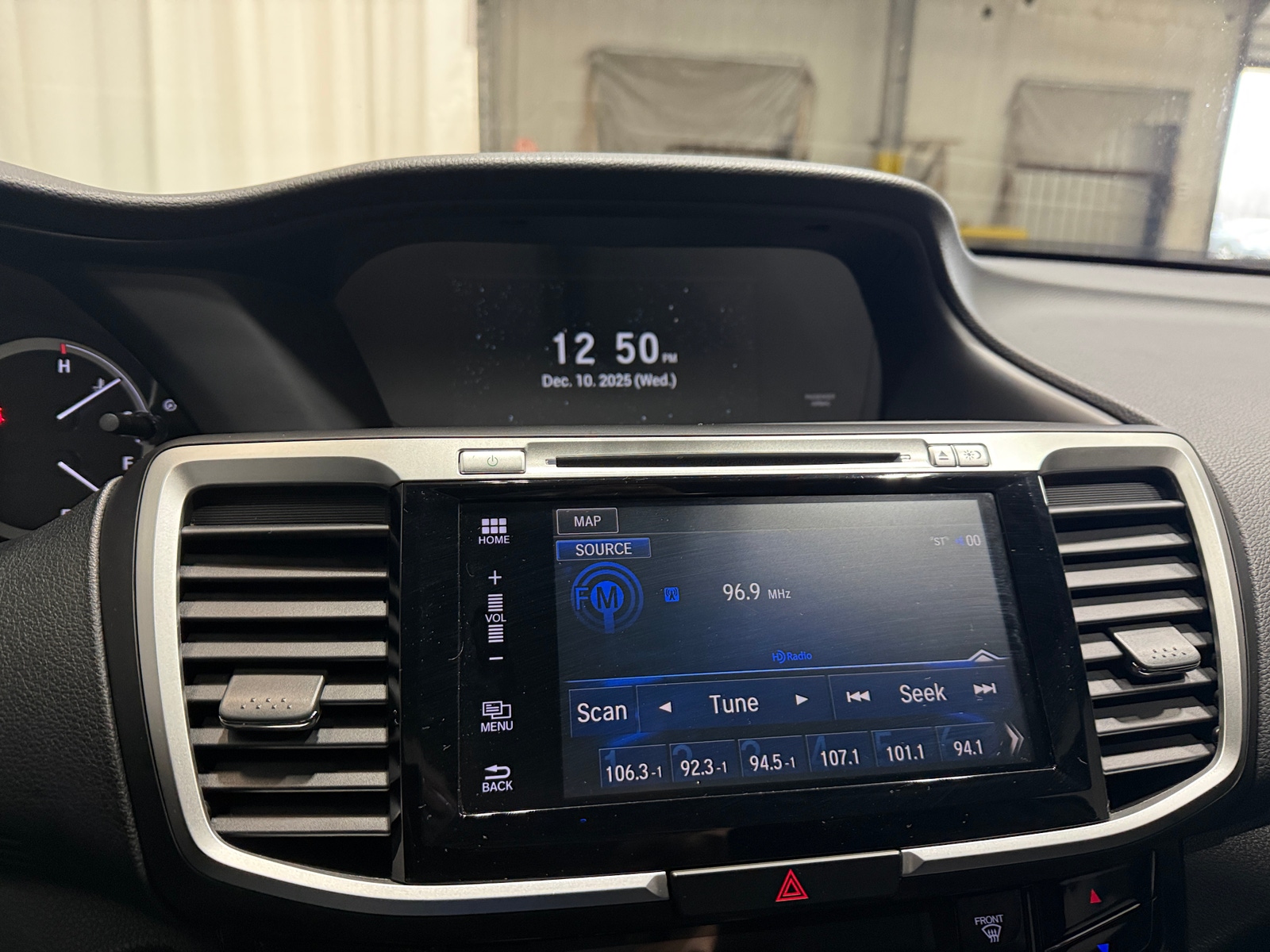 Thumbnail: 2016 Honda Accord - 3