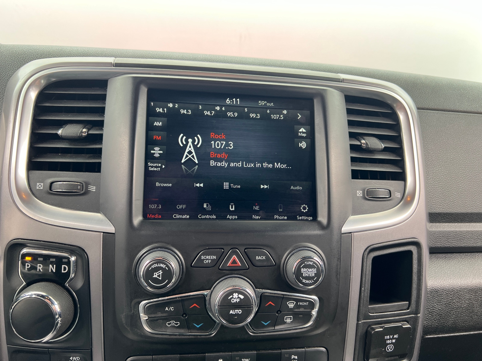 Thumbnail: 2023 RAM 1500 Classic - 4