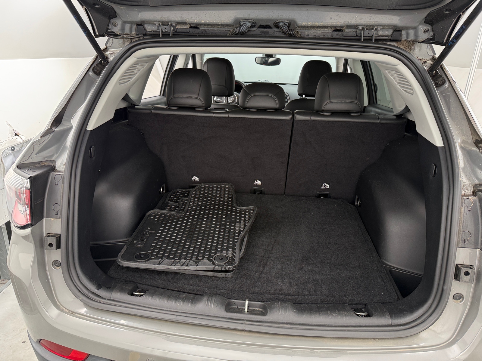 Thumbnail: 2020 Jeep Compass - 6