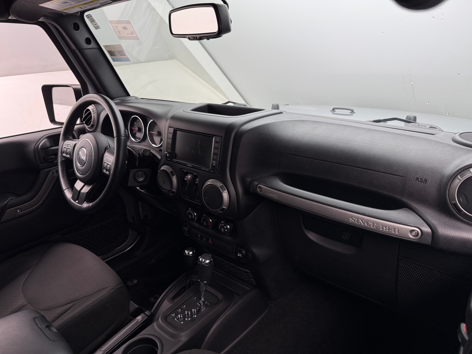 Thumbnail: 2015 Jeep Wrangler - 3