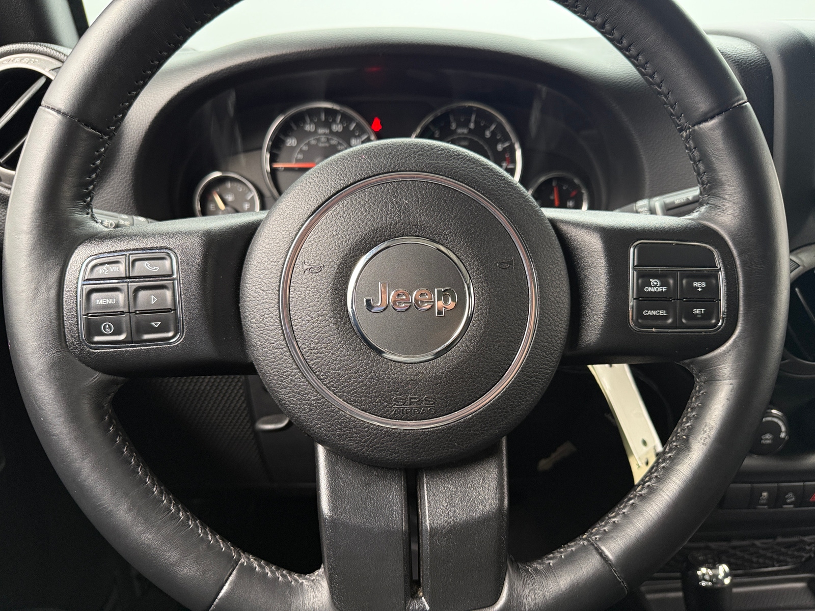 Thumbnail: 2015 Jeep Wrangler - 5