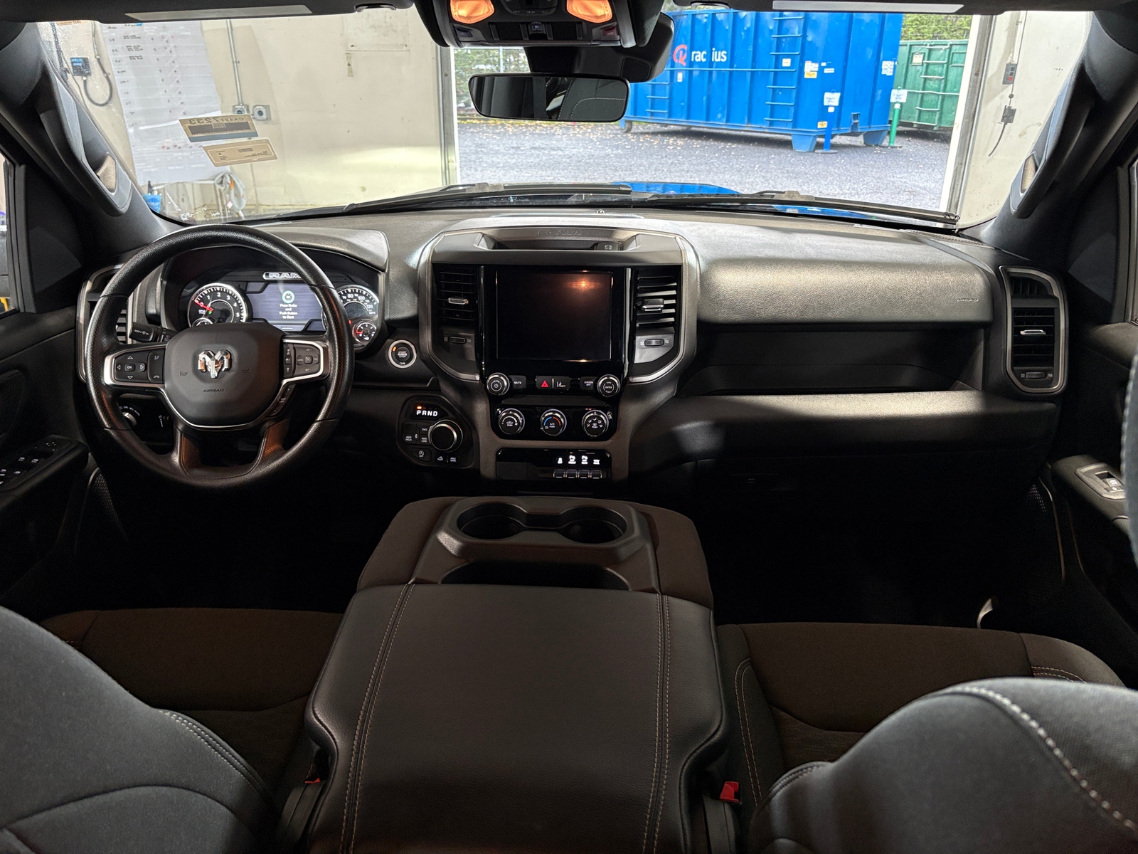 Thumbnail: 2025 RAM 1500 - 3