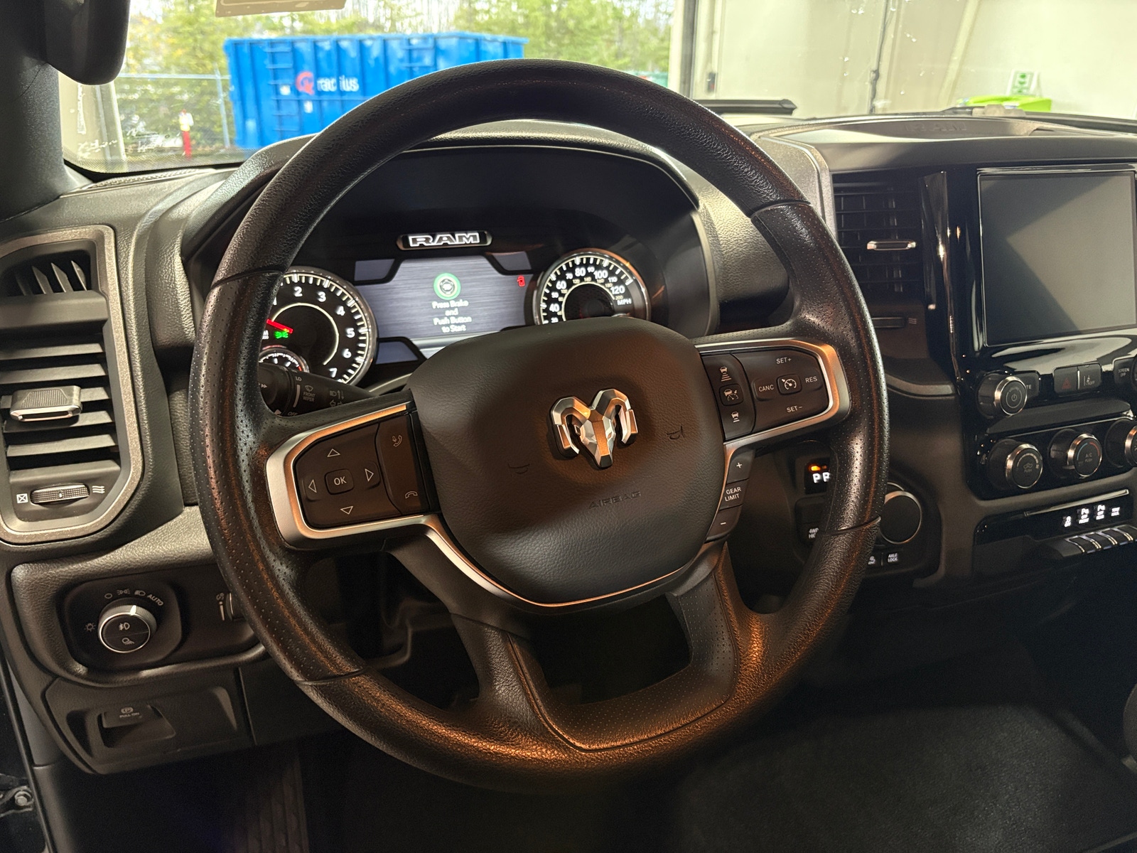 Thumbnail: 2025 RAM 1500 - 5