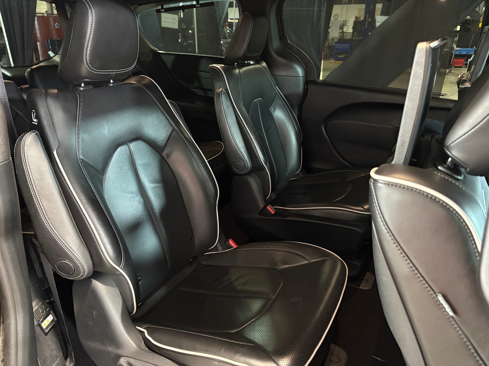 Thumbnail: 2020 Chrysler Pacifica - 5