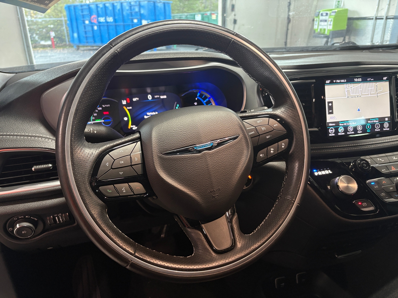 Thumbnail: 2020 Chrysler Pacifica - 4