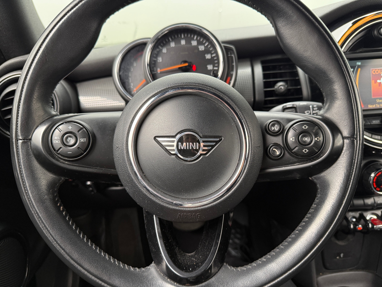 Thumbnail: 2020 MINI Cooper Convertible - 4