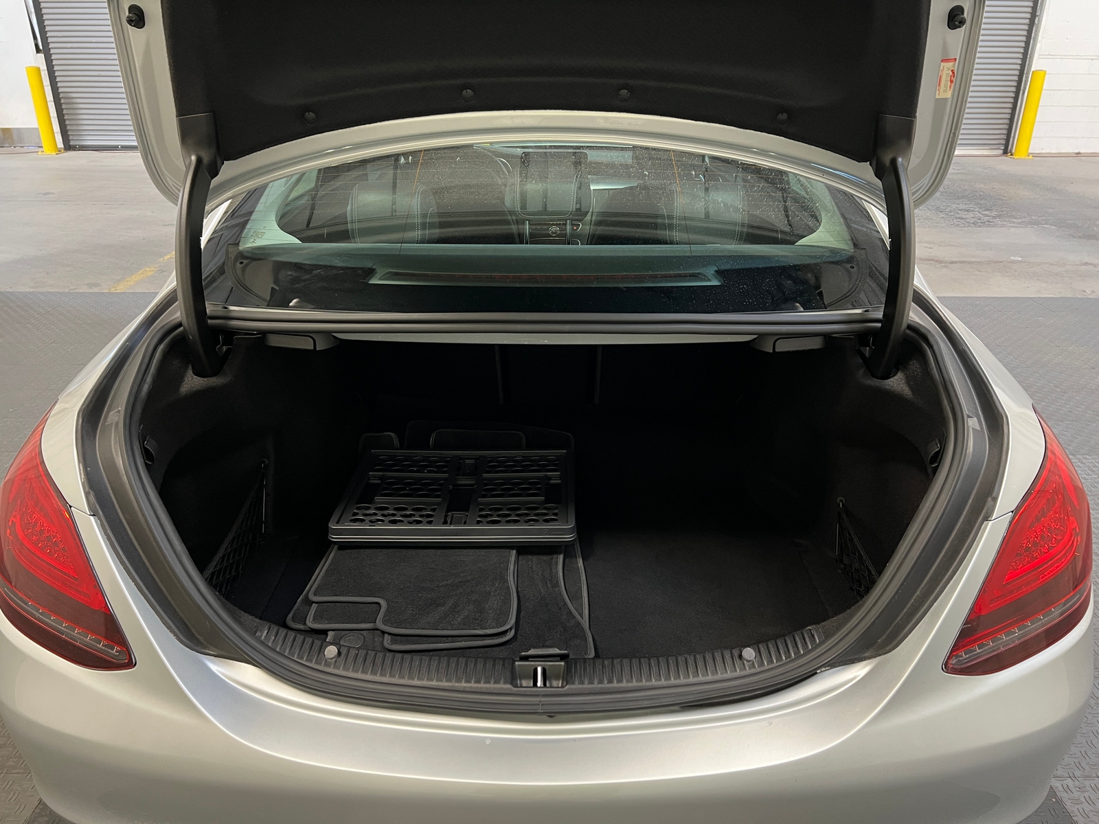 Thumbnail: 2020 Mercedes-Benz C-Class - 6